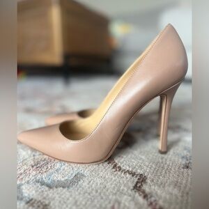 *NEW* Sergio Rossi Classic Pointed-Toe High Heel Pump in Nude sz 40